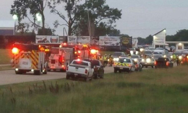 Έκτακτο: Αυτοκίνητο εισέβαλε σε πιτσαρία στο Παρίσι – Νεκρό ένα κοριτσάκι